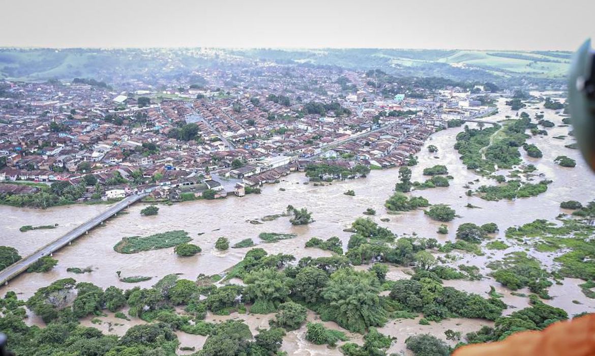 Seguro-desemprego será ampliado em Pernambuco e Alagoas