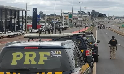 Bloqueios em rodovias federais acontecem em 29 pontos