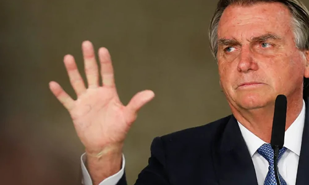 Cartão de vacina abre caminho para a prisão de Bolsonaro