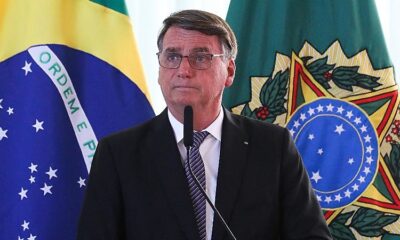 Bolsonaro vira réu por incitação ao estupro contra deputada