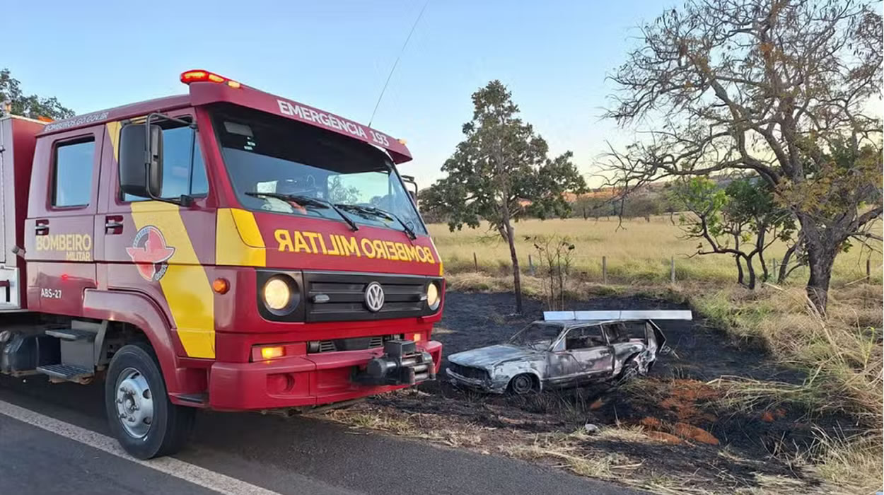 Homem morre carbonizado em acidente na GO-020, em Bela Vista