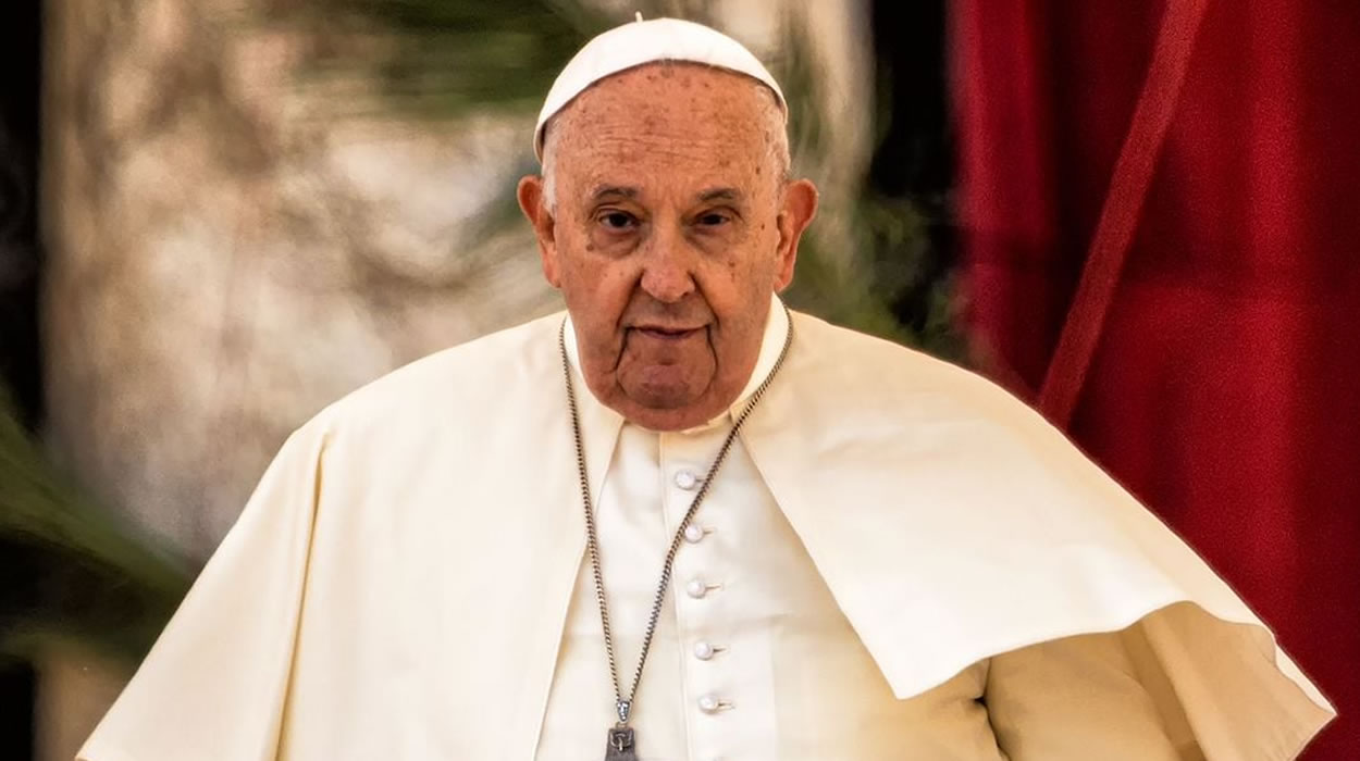 Estado de saúde do papa Francisco é preocupante, diz o Vaticano