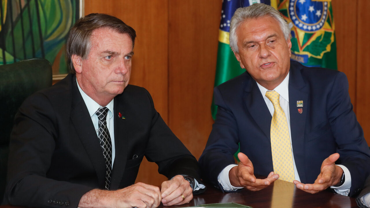 Bolsonaro sinaliza aliança entre o PL e MDB em Goiás