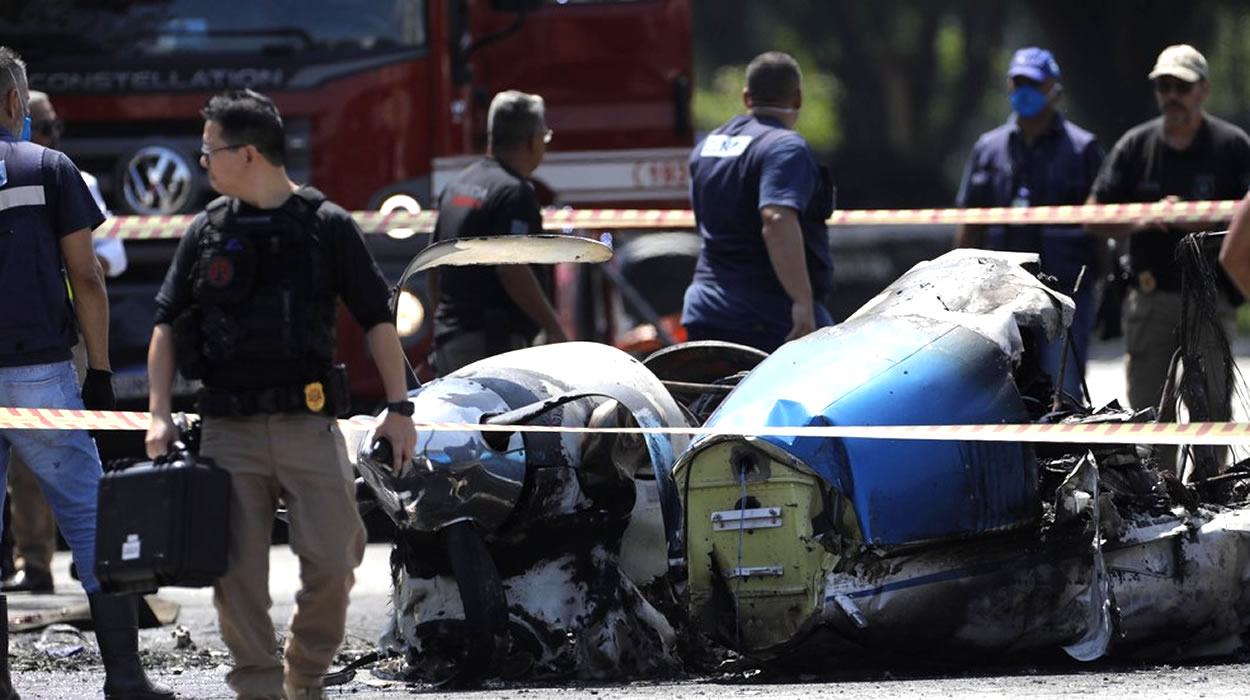 queda de avião em são paulo matou duas pessoas