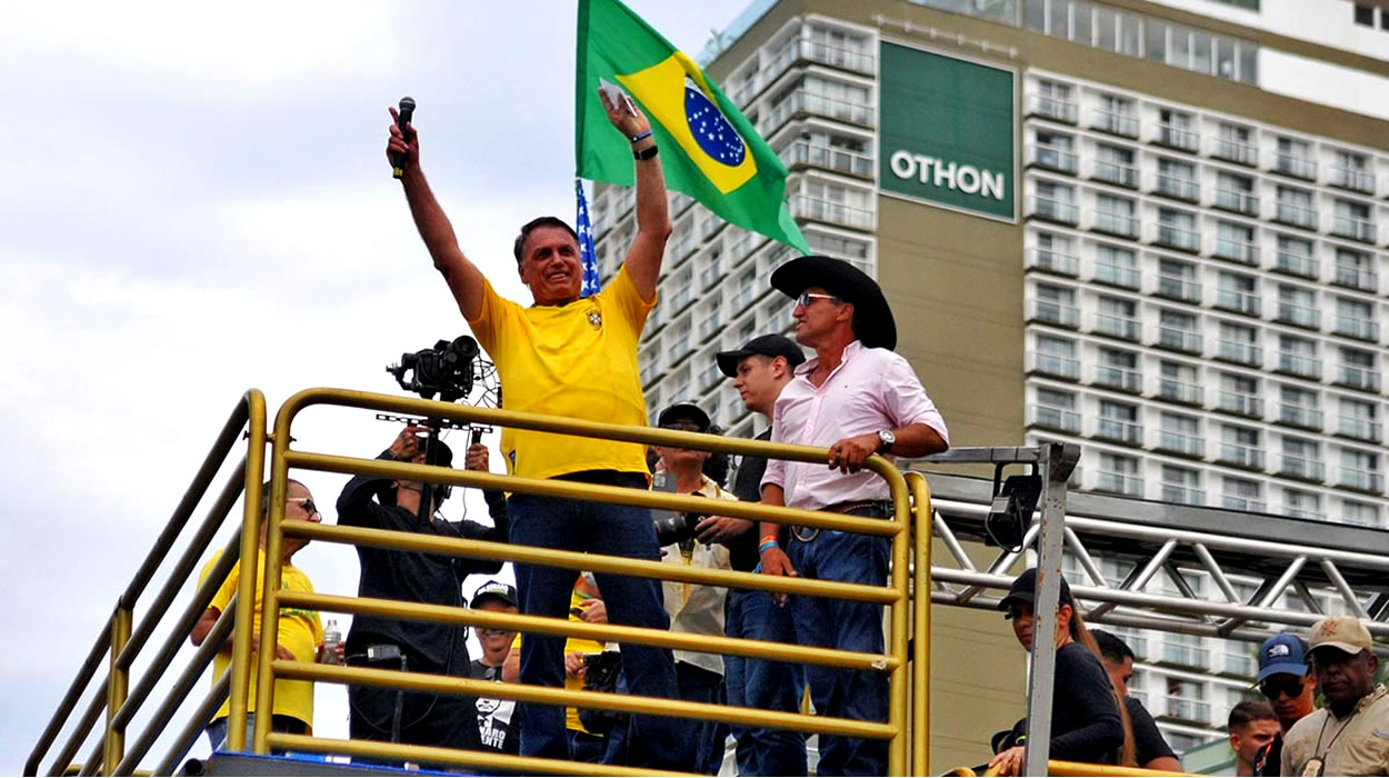 Ato realizado por Bolsonaro no Rio reuniu 18 mil pessoas