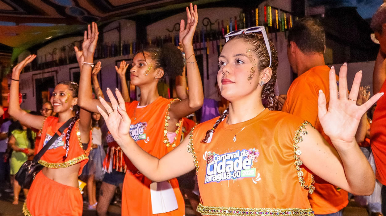 Carnaval de Jaraguá teve show, marchinha e agitação